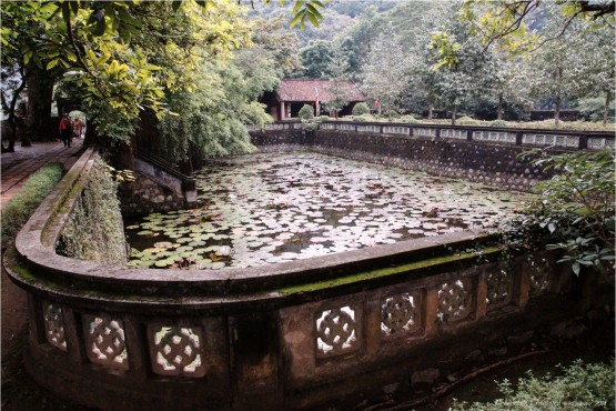 Hoa Lu capital of Vietnam in 10th and 11th Century in Ninh Binh Province - Ancienne Capitale du Vietnam au 10éme et 11éme siècle dans la province de Ninh Binh