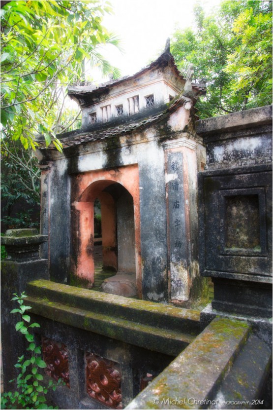 Hoa Lu capital of Vietnam in 10th and 11th Century in Ninh Binh Province - Ancienne Capitale du Vietnam au 10éme et 11éme siècle dans la province de Ninh Binh