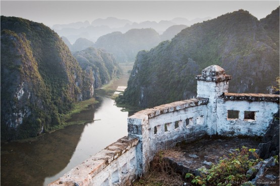 Mua Cave , tam Coc ,terrestrial Halong Bay - Baie d'Halong terrestre - Vietnam