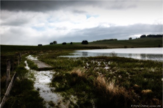 Auvergne : lac de Bourdouze