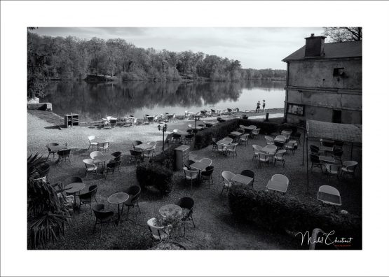 La Picardie en Images: les Etangs de Commelles - restauration au château de la Reine Blanche