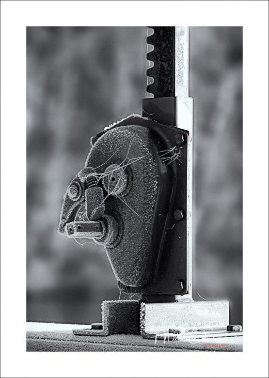 La Picardie en Images: les Etangs de Commelles - Photo de la Commande de vanne entre 2 étangs