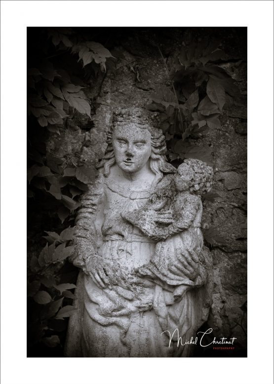 Photo  d'une Statue , ruelle Saint-Amant à gerberoy