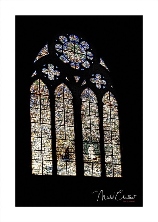 Photo d'un vitrail  de la Cathedrale Saint Pierre à Beauvais 