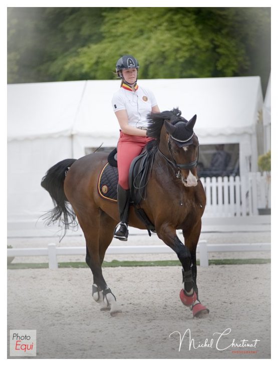 Laurence Roos (BEL) & Fil-Rouge